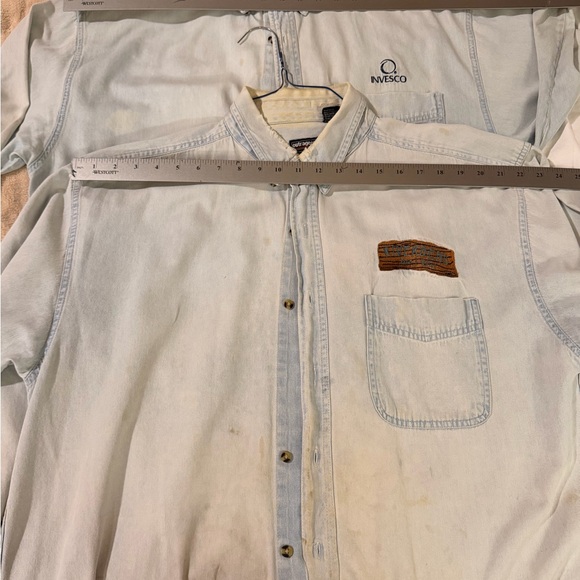 Lot of 2 Chambray Shirts – Men’s XL – Distressed / Workwear / Worn-In - Picture 13 of 15